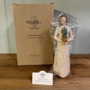 NEW 2002 Willow Tree “Welcoming Angel” Figurine